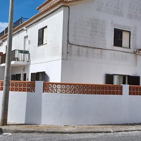Swordfish Beach House Peniche Luaran gambar